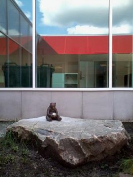 Liten Björn med Boll