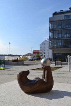 Liten Björn med Boll II