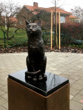 VÅR VÄN KATTEN